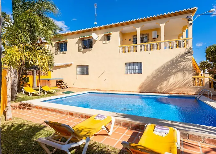 Palomas Villa