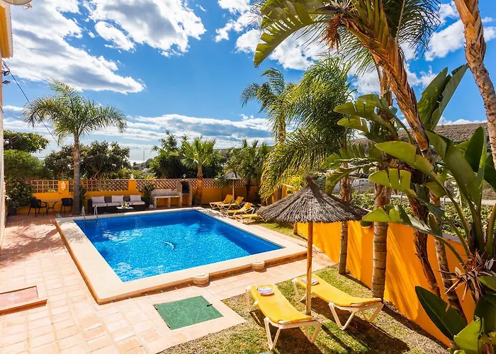 Palomas Villa Nerja